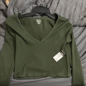 Rue21 Green Long Sleeve Fitted Crop Blouse